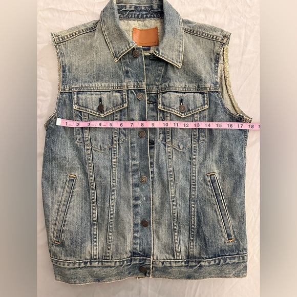 Gap Jean cutoff vest - Picture 2 of 5